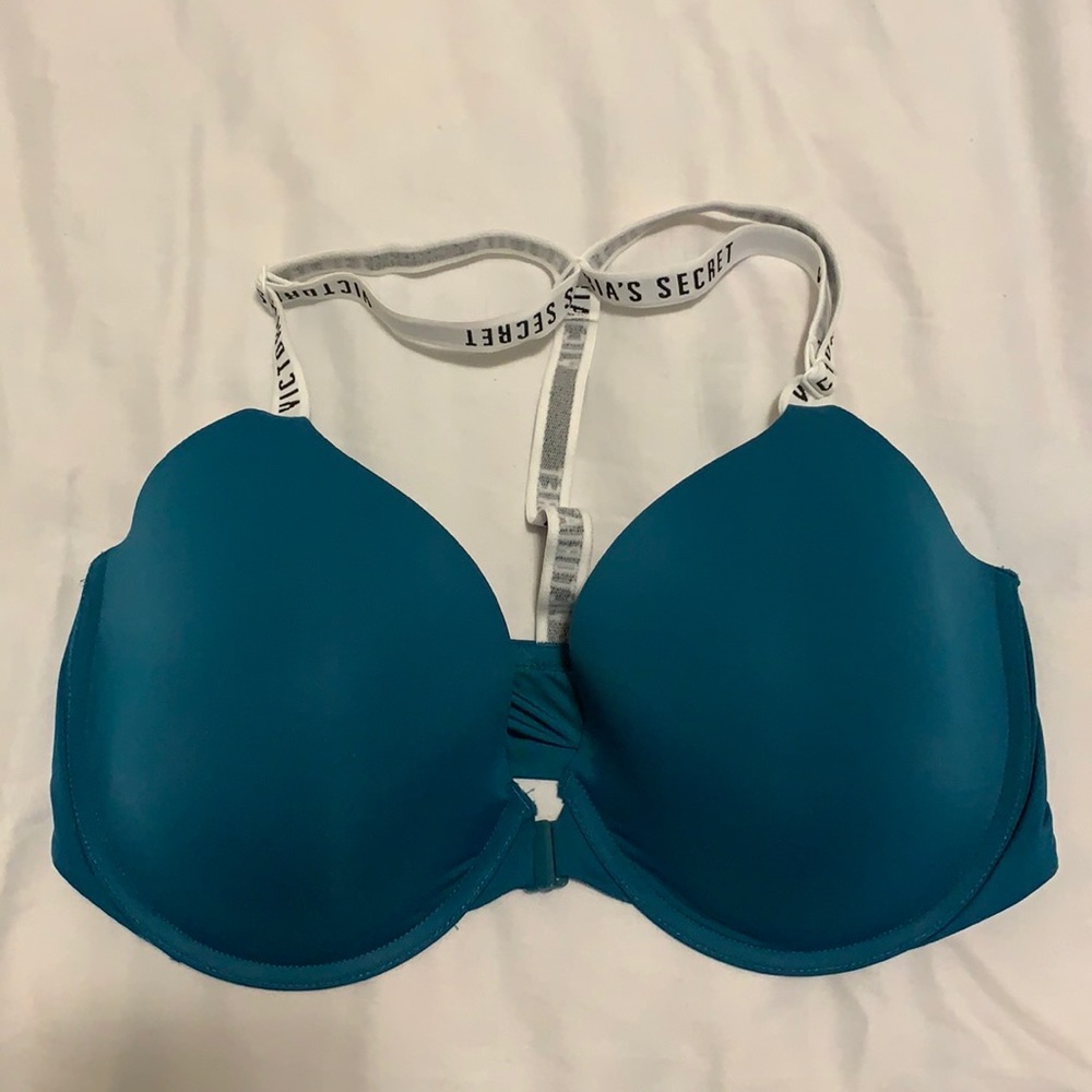 Victoria’s Secret racerback bra NWOT